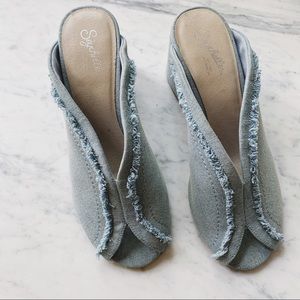 Seychelles Free People denim fringe block heels 7